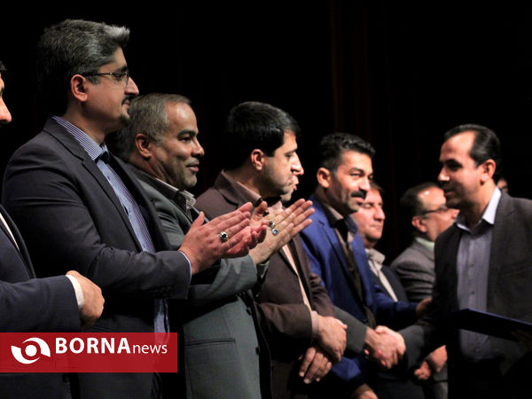 تجلیل از مدیران و کارمندان برتر دستگاههای دولتی شهرستان شیراز