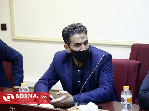 نشست وزیر ورزش و جوانان با جمعی از نمایندگان مجلس