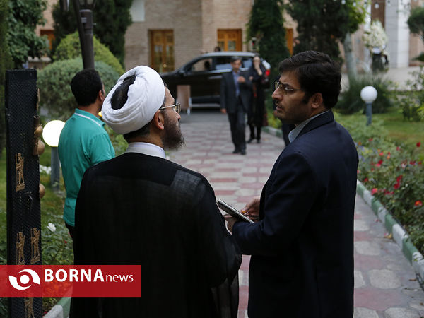 ضیافت افطاری حجت الاسلام والمسلمین احمد مازنی