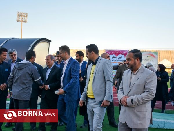 افتتاح اولین پیست تارتان استان مرکزی در اراک با حضور معاون حقوقی وزیر ورزش و جوانان