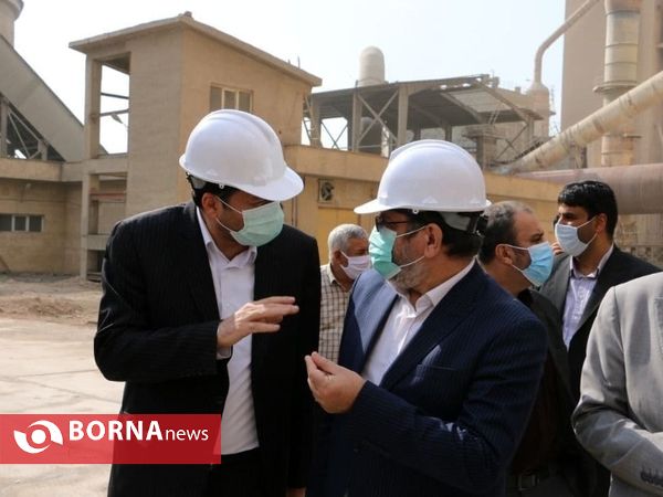 بازدید نمایندگان مجلس از کارخانه سیمان تهران