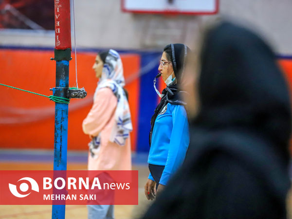 مسابقات والیبال کارگری بانوان