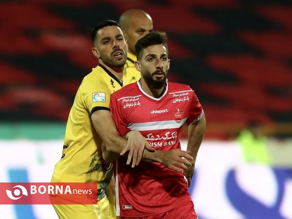 دیدار تیم های فوتبال پرسپولیس - فجر سپاسی