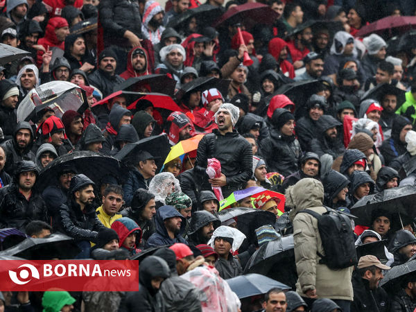 دیدار تیم های پرسپولیس تهران - تراکتورسازی تبریز