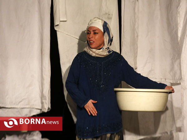 نمایش لاله عباسی