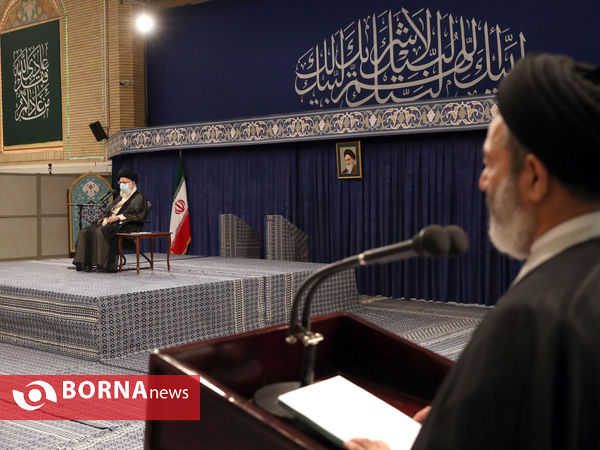 دیدار جمعی از دست اندرکاران و کارگزاران حج با رهبر انقلاب