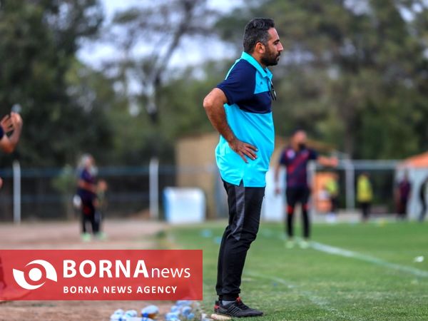 دیدار تیم های فوتبال بامداد  اراک- بصیر اهواز