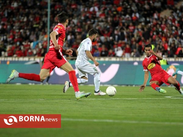 دیدار تیم های فوتبال پرسپولیس - آلومینیوم