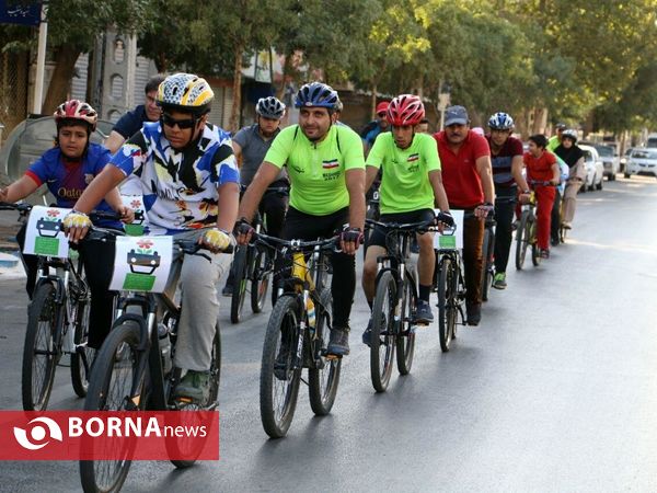 دوچرخه سواری خبرنگاران در سه شنبه بدون خودرو