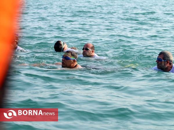 حضور دو شناگر کرمانی درنوزدهمین دوره شنای جانبازان در خلیج فارس