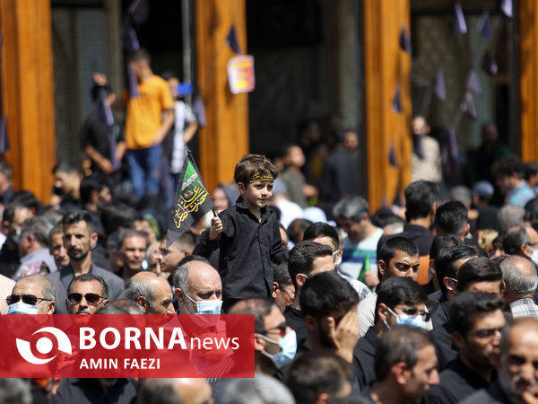 پیاده روی جاماندگان اربعین حسینی در شیراز
