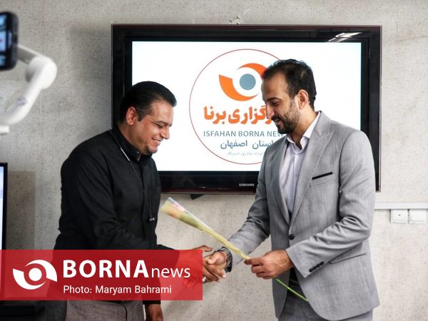 بازدید مدیرکل ورزش و جوانان استان اصفهان از خبرگزاری برنا به مناسبت روز خبرنگار 
