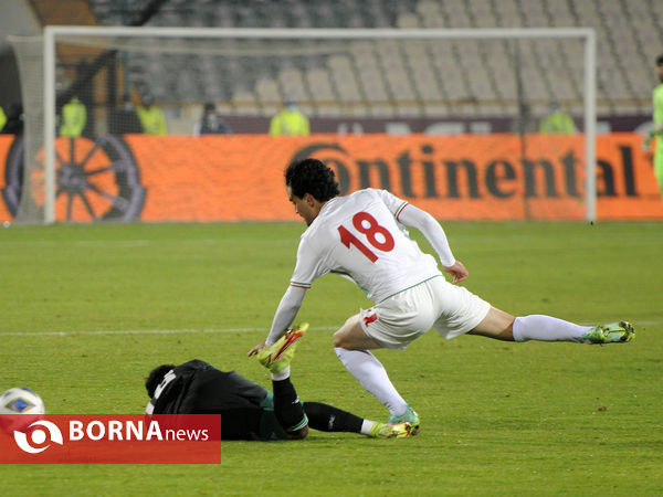 دیدار تیم های فوتبال ایران - امارات