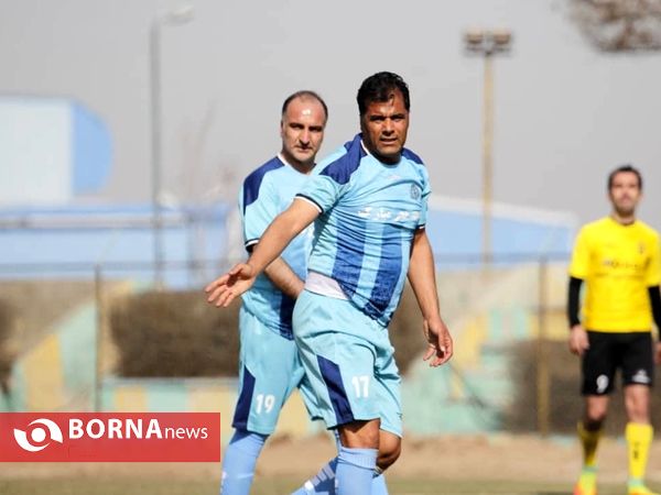 دیدار دوستانه تیم های پیشکسوتان آلومینیوم اراک و یاران رسانه