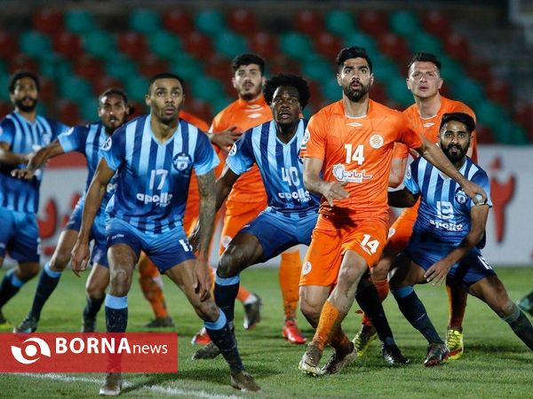 دیدار تیم‌های فوتبال سایپا ایران و پنجاب هند