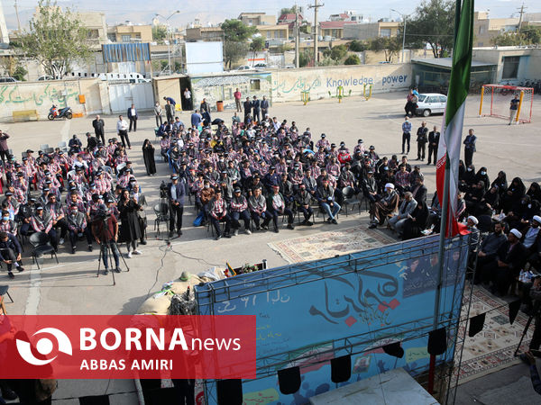 دیدار نماینده ولی فقیه در فارس با همکلاسی های دانش آموز شهید ترور شاهچراغ(ع)