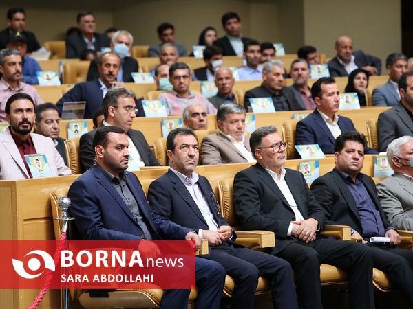 آیین شروع سال زراعی ۱۴۰۱ - ۱۴۰۲ با حضور رییس جمهور