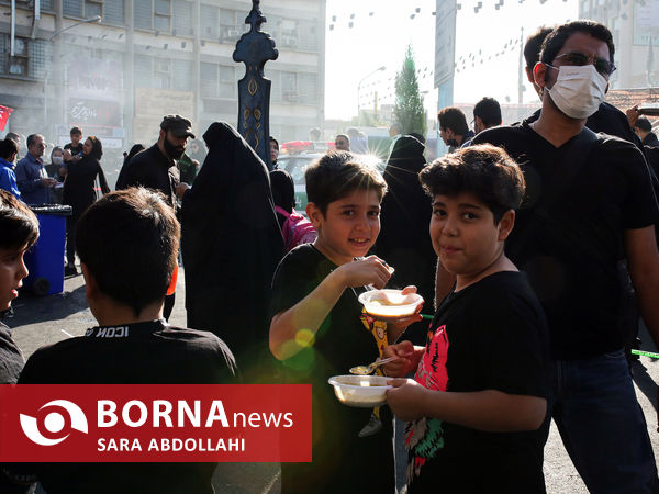 پیاده روی جاماندگان اربعین در تهران