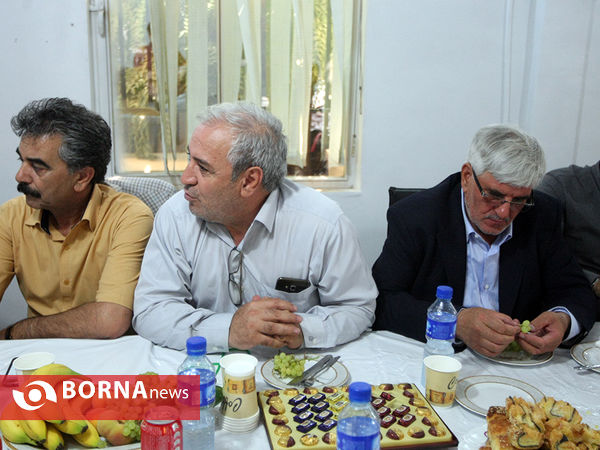 بازدید فرماندار قدس از کارخانه مهیار سنگ شکن