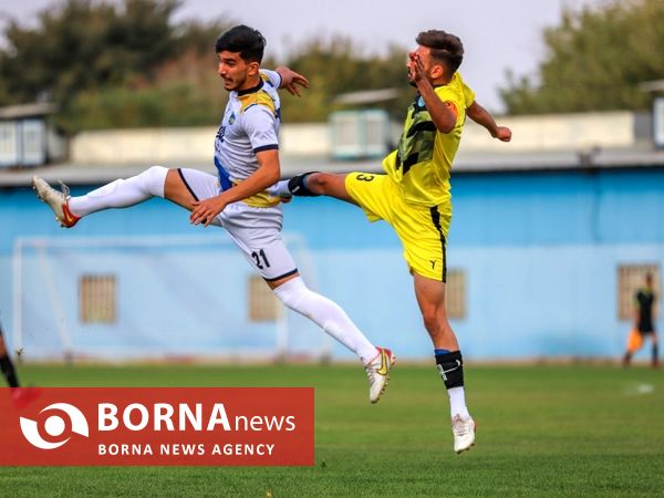 دیدار تیم های فوتبال بامداد  اراک- بصیر اهواز