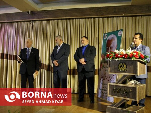 رونمایی از تندیس دکتر مجتهدی بنیانگذار دانشگاه صنعتی شریف