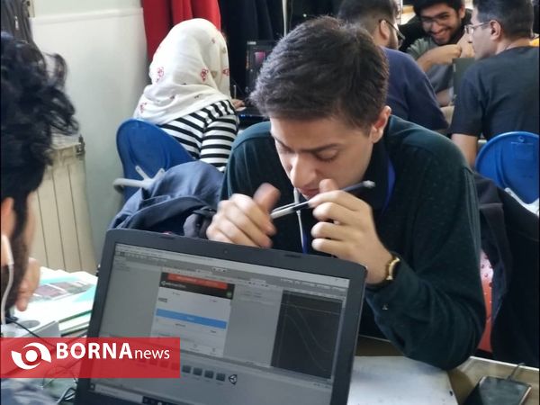 رقابت طراحان بازى جوان در رويداد هكاتون تبريز