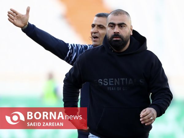 دیدار تیم های استقلال تهران - ملوان بندر انزلی