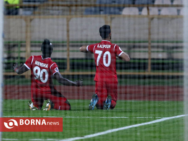 دیدار تیم های فوتبال  پرسپولیس- نسف قارشی ازبکستان