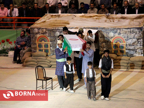 اجرای نمایش صحنه ایی در کنگره 5400 شهید کردستان