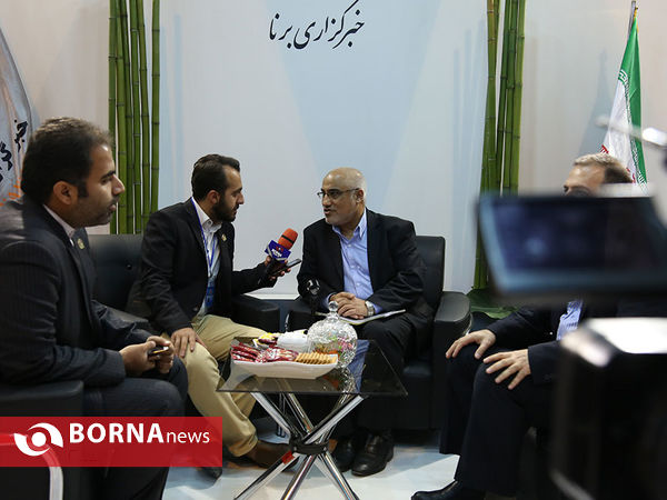 دومین روز نمایشگاه مطبوعات