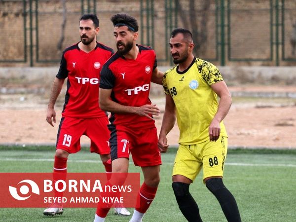 دیدار تیم‌های فوتبال سپیدرود رشت _ اترک بجنورد