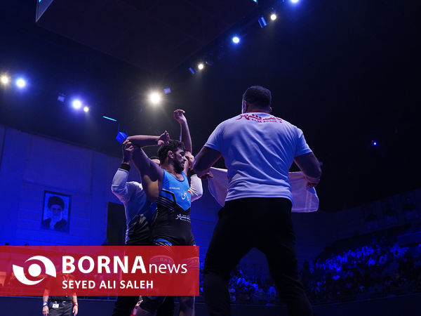 مسابقات لیگ برتر کشتی آزاد