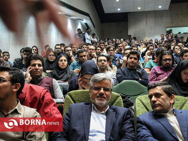 نشست بررسی گره کور مبارزه با فساداقتصادی با حضور محمودصادقی در دانشگاه امیرکبیر