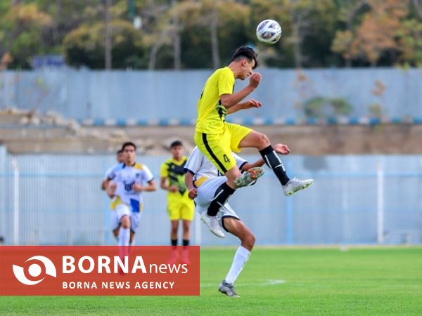 دیدار تیم های فوتبال بامداد  اراک- بصیر اهواز