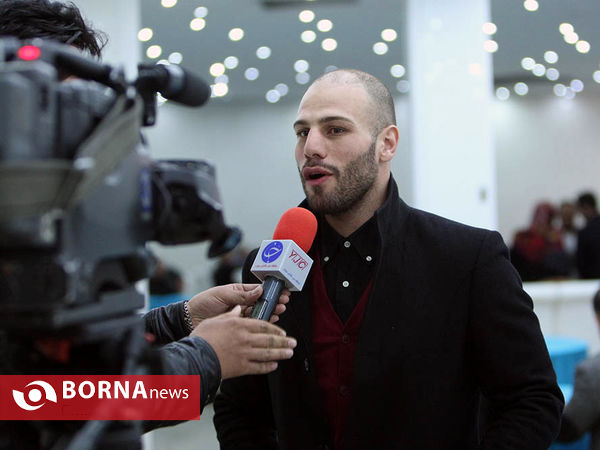 نشست صمیمی ورزشکاران و پیشکسوتان- ورزشگاه انقلاب