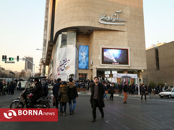حال و هوای جشنواره فیلم فجر در سینماهای تهران