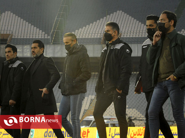 دیدار تیم های فوتبال پرسپولیس - ذوب آهن