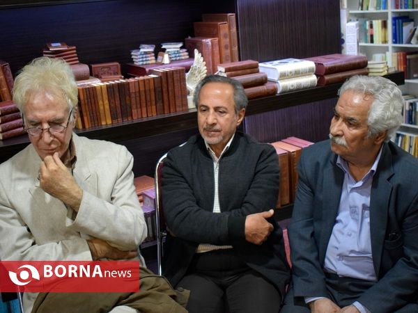 رونمایی از کتاب‌های شورشیرین و مثل و اصطلاحِ کُردی در کتاب شهر  کرمانشاه