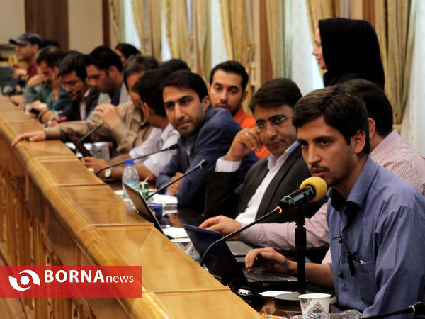 نشست خبری استاندار فارس به مناسبت هفته دولت