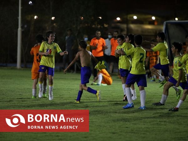 فینال رقابت های فوتبال جام شهدای متروپل آبادان