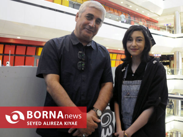 اکران فیلم سینمایی« شب طلایی »