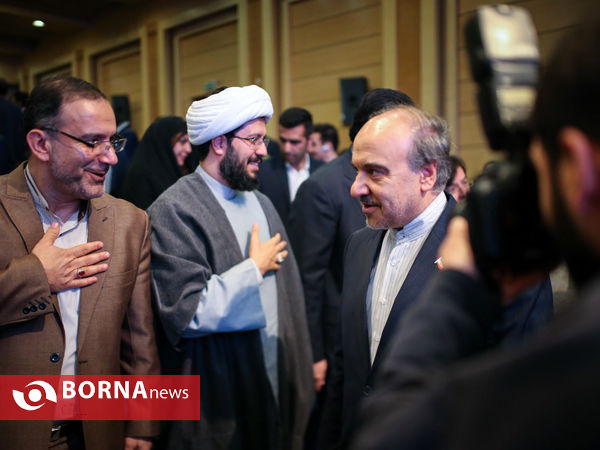 هم اندیشی صمیمانه جوانان با دولت