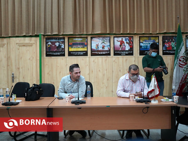نشست خبری سرمربی تیم ملی هندبال ساحلی
