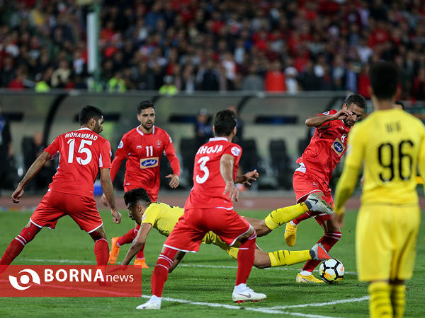 دیدار تیم های فوتبال پرسپولیس - السد