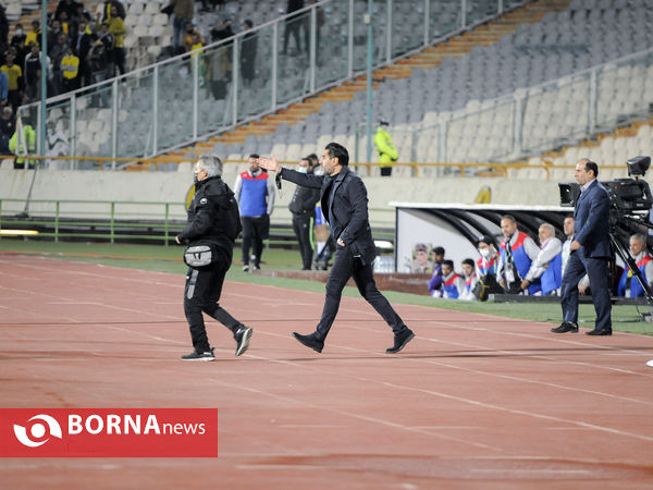 دیدار تیم های فوتبال پرسپولیس -صنعت نفت