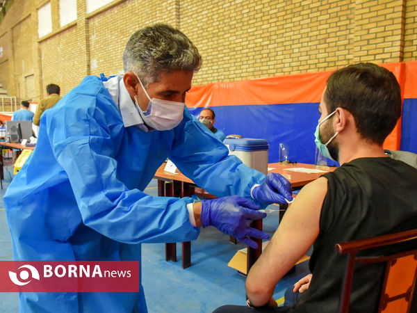 واکسیناسیون پرسنل درمان استان مرکزی