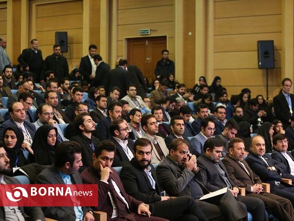هم اندیشی صمیمانه جوانان با دولت