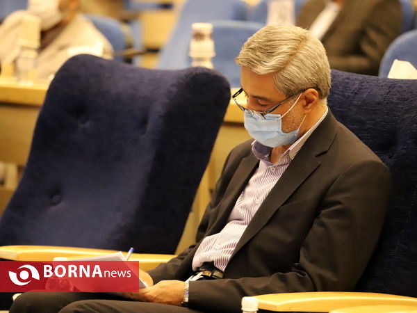 نشست هم اندیشی نظام مسائل استان همدان با حضور جوانان به ریاست استاندار