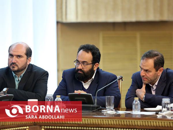 دیدار جمعی از تولیدکنندگان و کارآفرینان با رئیس جمهوری