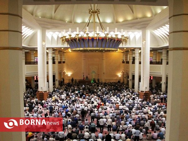 حضور رییس بنیاد شهید در آستان حضرت شاهچراغ(ع) در شیراز